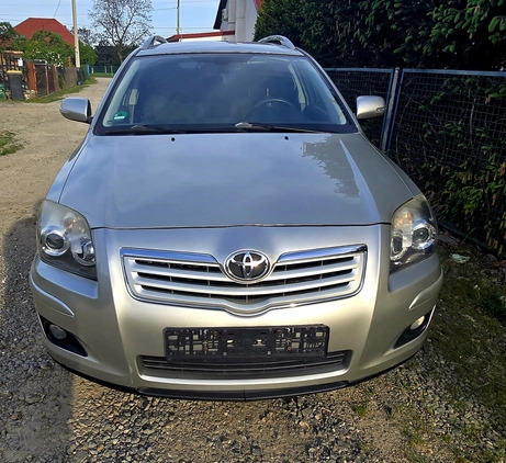 Toyota Avensis cena 11900 przebieg: 299000, rok produkcji 2006 z Żuromin małe 56